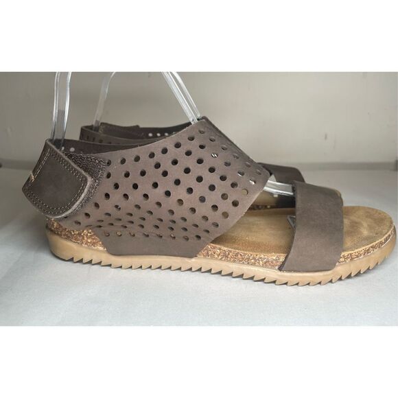 BioNatura Cameo Leather Sandal in Dark Brown size 40 or US 9. - Picture 4 of 14